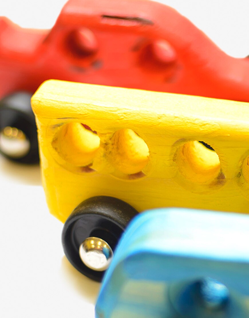 Tree-Toy-Template-three-wood-cars-crop-Alt 3 Coloured Wooden Cars - Image 2